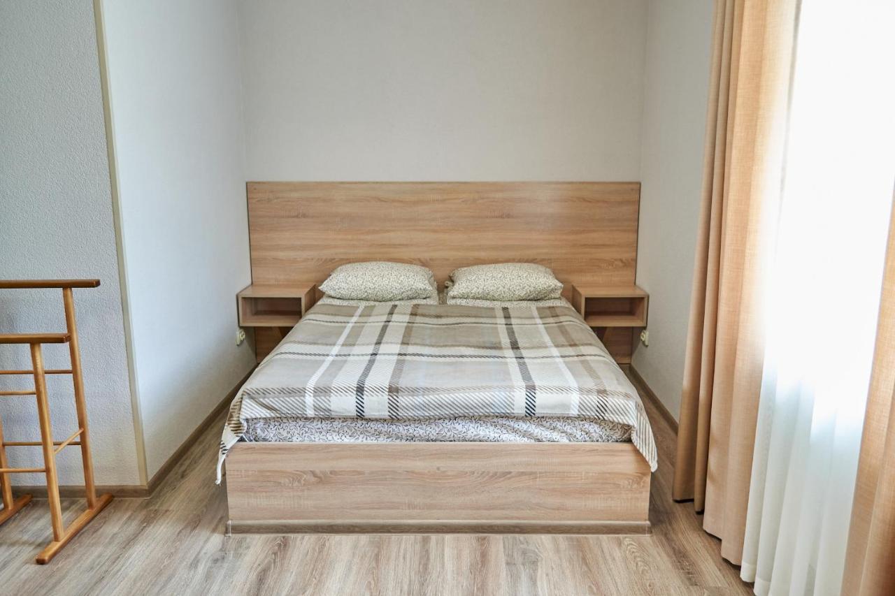 Каприз Hotel Kamianets-Podilskyi Ngoại thất bức ảnh