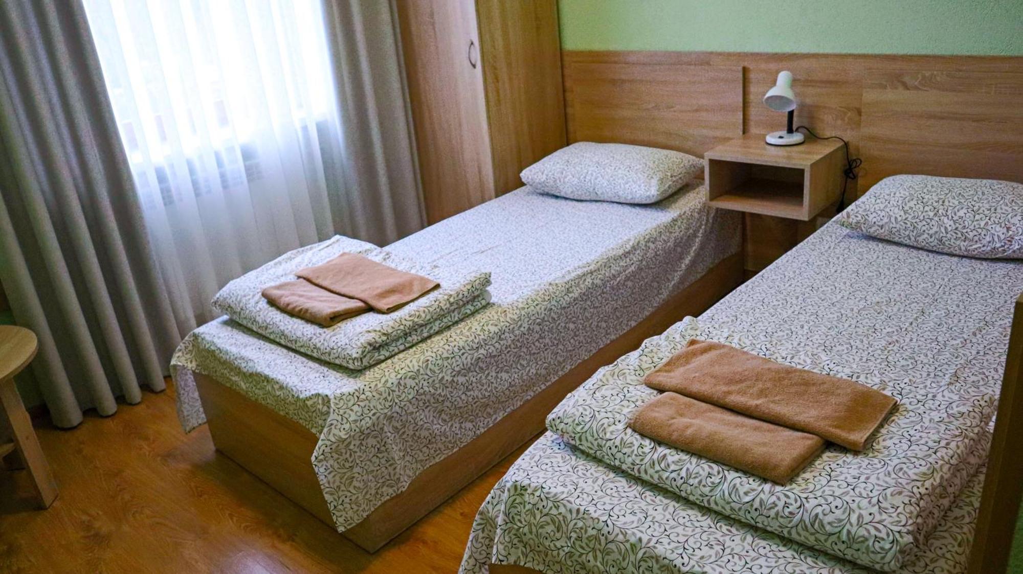 Каприз Hotel Kamianets-Podilskyi Ngoại thất bức ảnh