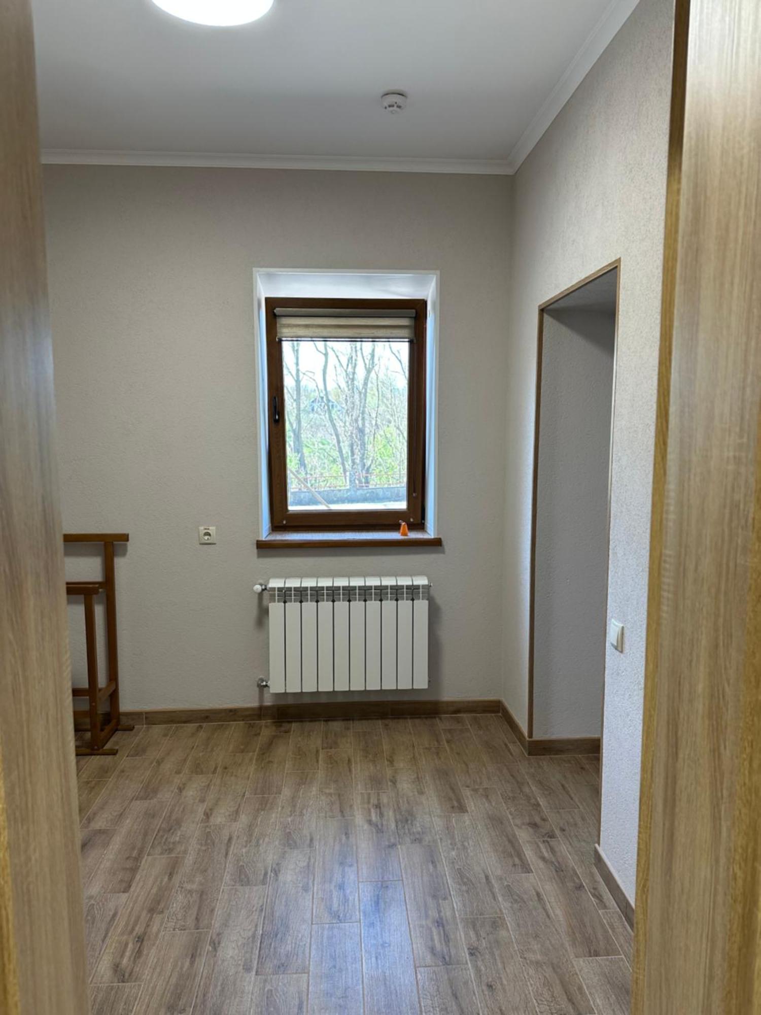 Каприз Hotel Kamianets-Podilskyi Ngoại thất bức ảnh